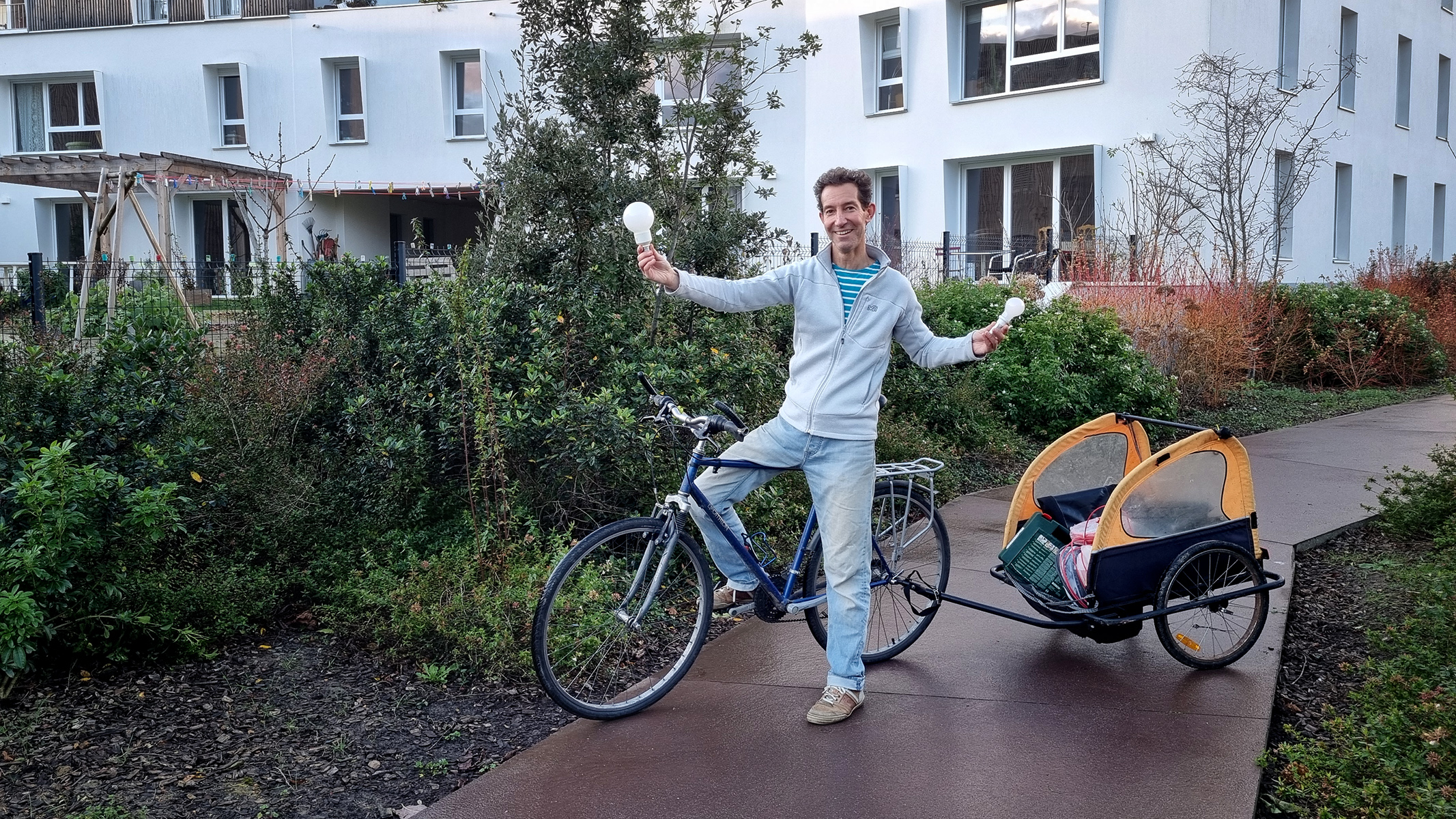 Vincent Robinot électricien à vélo